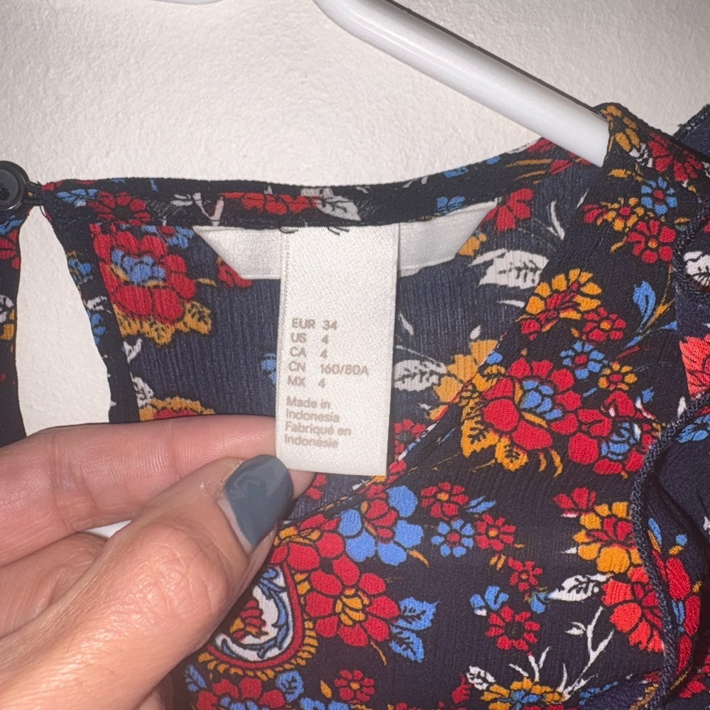 H&M Multicolor Paisley Ruffle Blouse - Picture 3 of 4